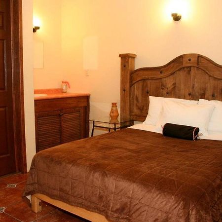 Hotel Posada Santa Fe Ocotlan  Exterior photo
